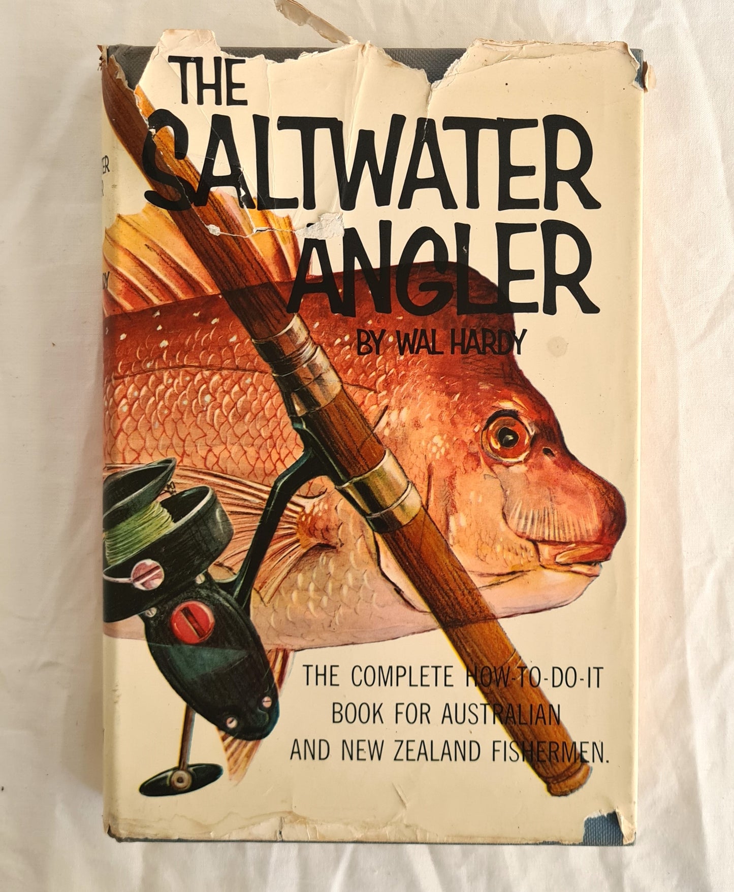 The Saltwater Angler by Wal Hardy