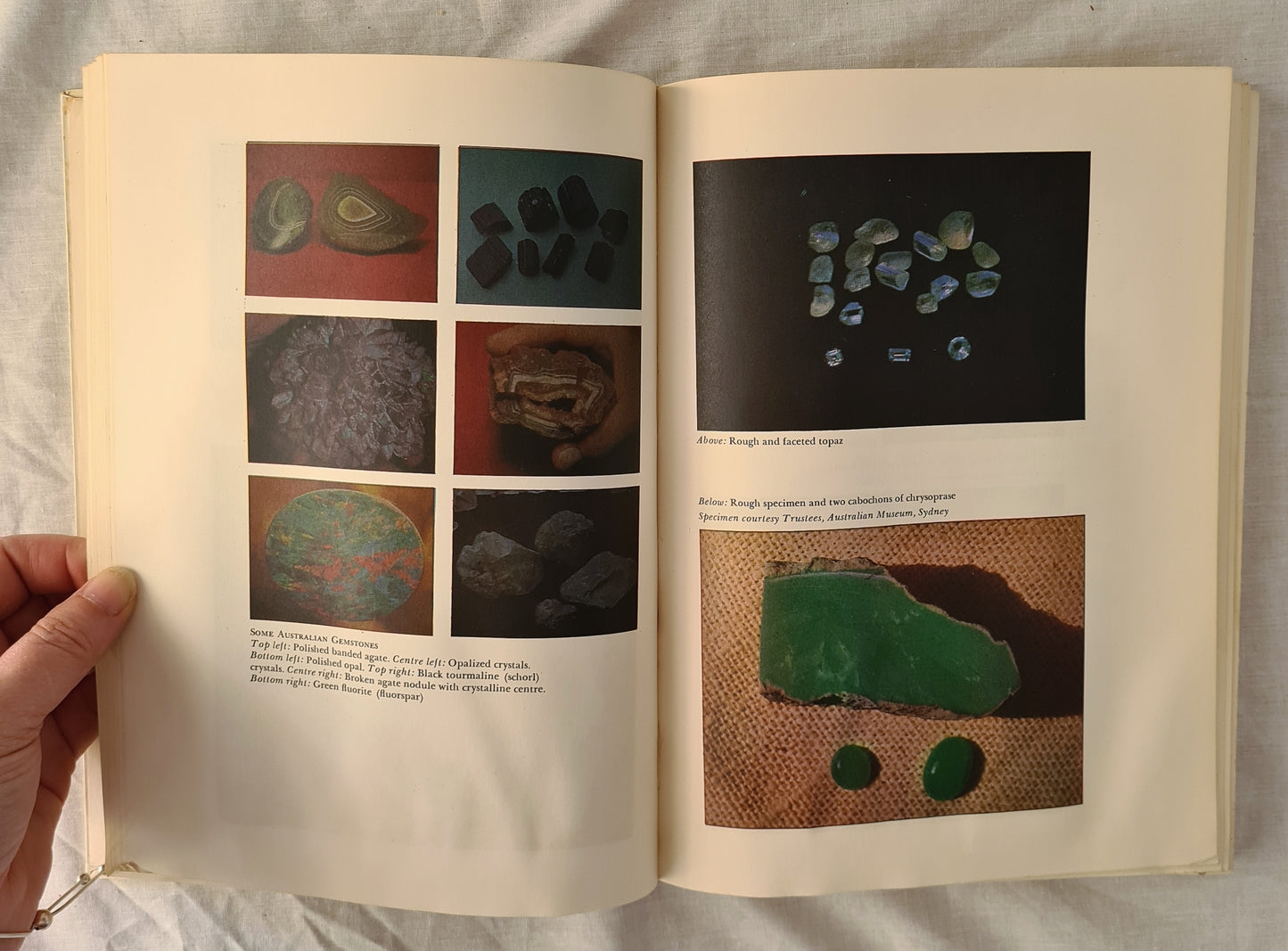 A Treasury of Australian Gemstones by K. J. Buchester